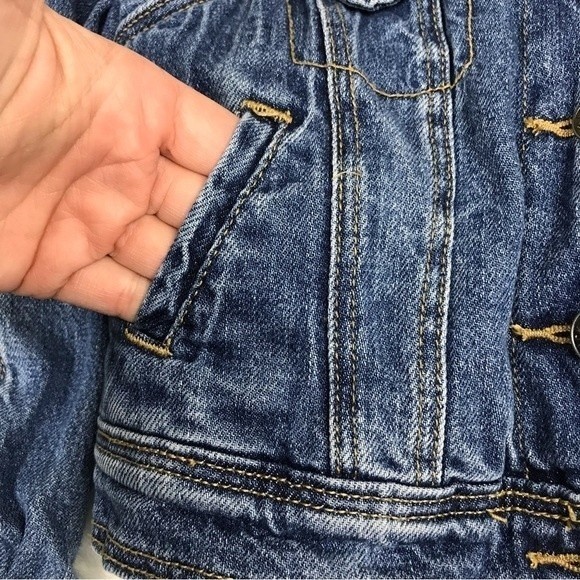 Cat & Jack Sherpa Lined Denim Jacket Blue Jean Coat Medium Wash Pockets Heavy XS - Picture 7 of 11
